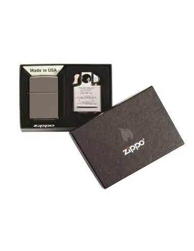 SET CADOU_ BRICHETA ZIPPO 150 + INSERT PENTRU PIPA